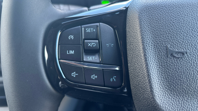 Ford Transit Custom 320 L1 Petrol Fwd 2.5 PHEV 232ps H1 Van Sport Auto - Image 28